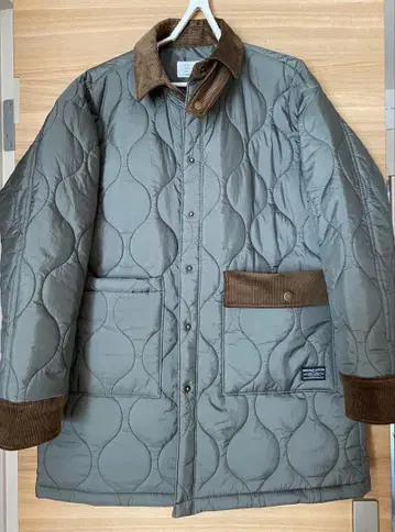 펠리시모 퀼팅 코트 코듀로이 옷깃