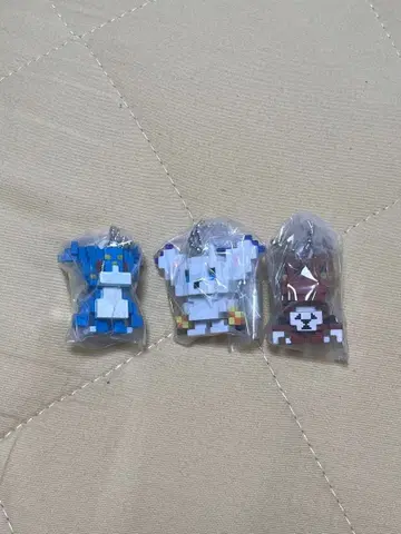 디지몬 도트 피규어 참 3종 세트