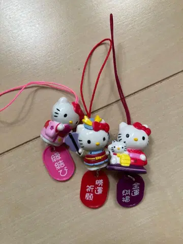 헬로키티 키링 마스코트 3종 세트