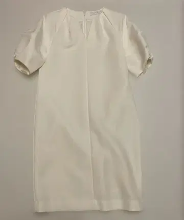 에스트네이션 퍼프 슬리브 원피스