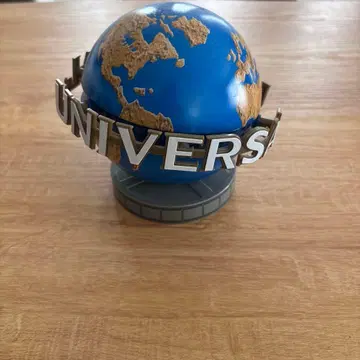 유니버셜 스튜디오 지구본 오브제