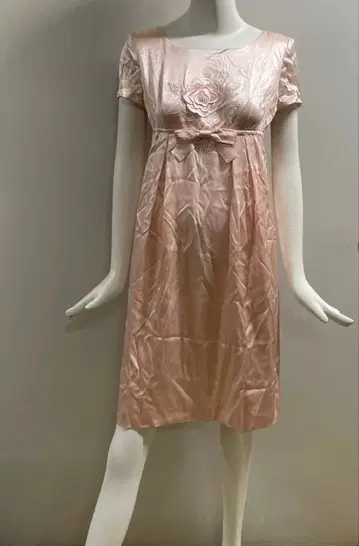 [미착용품] 코지 와타나베 황실 어용 새틴지 원피스 어깨 패드 있음