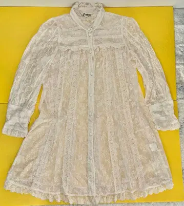 새상품급 장미색의 삶 바락라 레이스 플레어 원피스 화이트 M 일본제