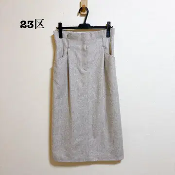 새상품급 23구 헤링본 루프 트위드 I라인 스커트