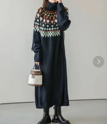 노르딕 무늬 네이비 긴팔 니트 원피스