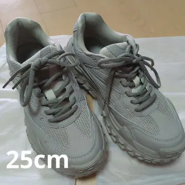 변형 볼륨 밑창 스니커즈 베이지