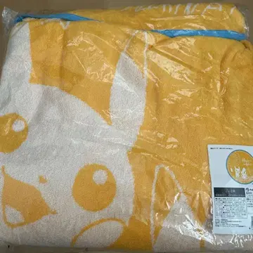 피카츄 타월 Pikachu in the forest 라운드 타월