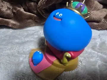 드래곤 퀘스트 킹 슬라임 피규어