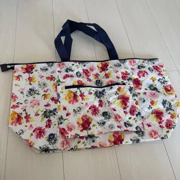 꽃무늬 보스턴 백