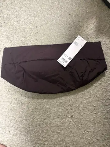 UNIQLO 바디백 다크 브라운