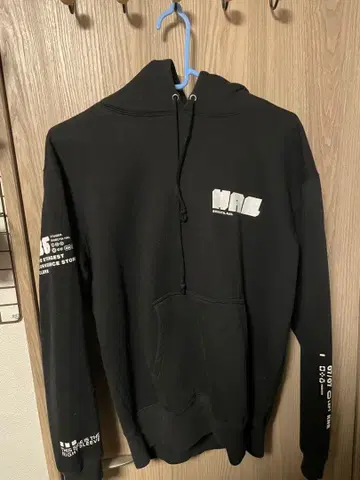 시부야 하루 후드티