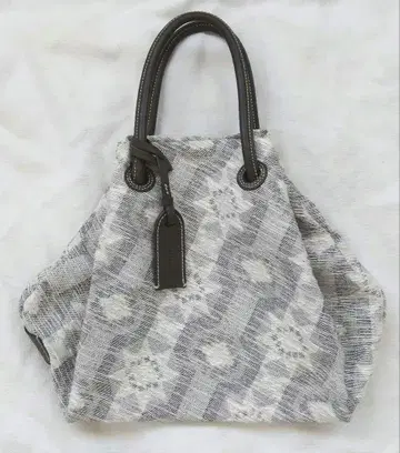 새상품급 genten 토마리 핸드백