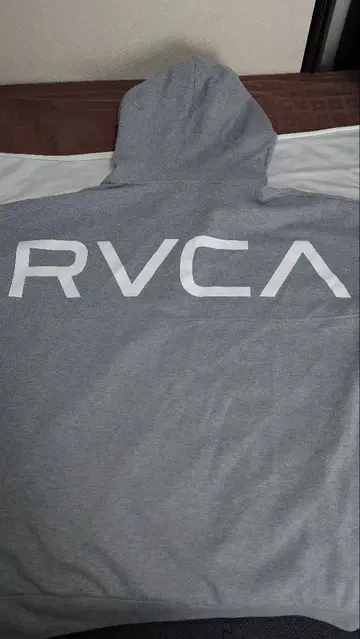 RVCA 그레이 풀오버 후드티