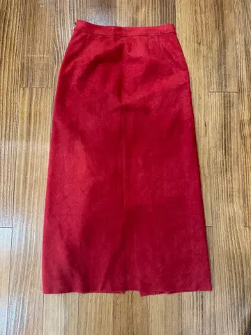 [ 뷰티 앤 유스 ] 스웨이드 롱 스커트 타이트 스커트 빨간색