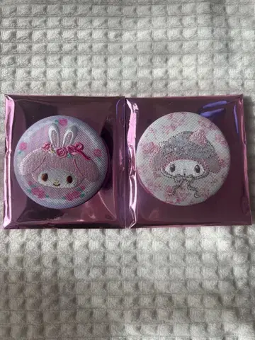 마이멜로디 50주년 시크릿 자수 캔뱃지 2개 세트