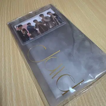 M!LK Jewel 트레이딩 카드 케이스