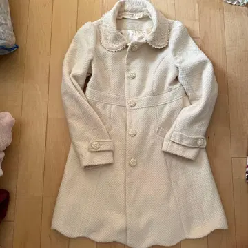 RF 화이트 카라 부착 롱 코트