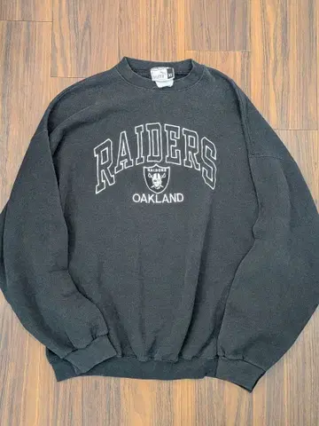 90s Vintage PUMA RAIDERS 레이더스 맨투맨 블랙