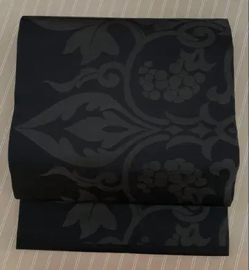 순수 실크 9촌 나고야 오비 포도 문양 블랙 베이스 모던 샤레오비