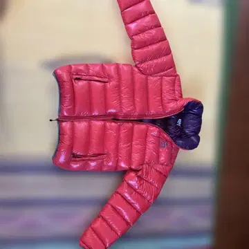 CHUMS 레드 다운 자켓