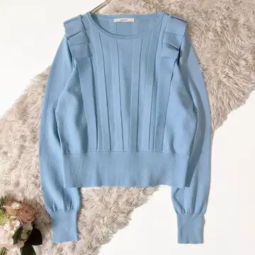 미사용급 아나이 2024 턱 숄더 풀오버 프릴 입체 편직 M