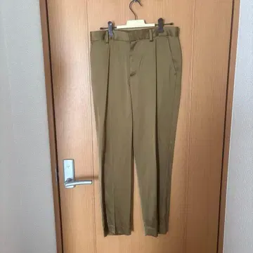 플라주 카키 센터 프레스 슬랙스 38