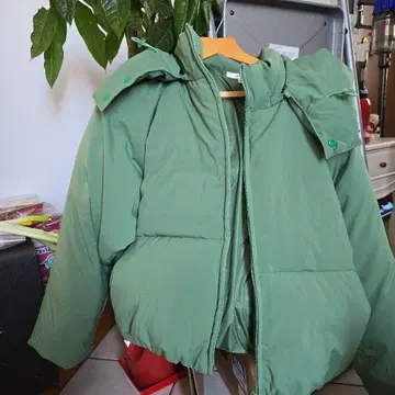 MOUSSY 후드 부착 그린 다운 자켓 M