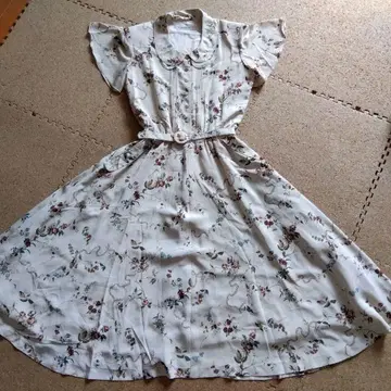 KANEKO ISAO 꽃무늬 원피스 벨트 포함