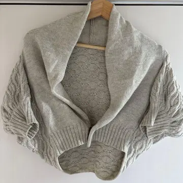 아쿠아걸 니트 볼레로 5부 기장 라이트 그레이