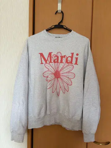 Mardi 꽃무늬 프린트 그레이 맨투맨