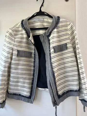 ZARA BASIC 스트라이프 노카라 자켓 36
