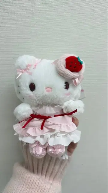 헬로키티 산리오 딸기 휘핑 케이크 시리즈 마스코트 백참