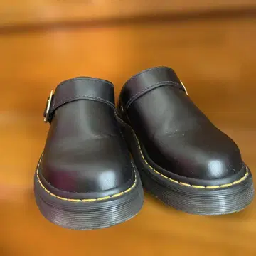 [ 미사용급 ] Dr. Martens LAKETEN 뮬 샌들