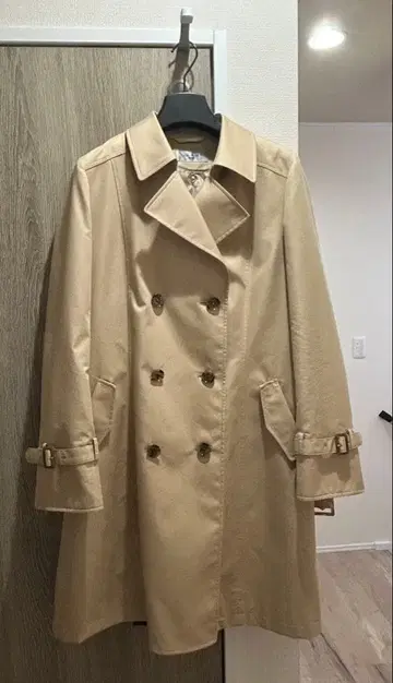 LES MUES 베이지 트렌치코트