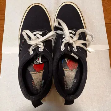 TOMMY JEANS 네이비 스니커즈