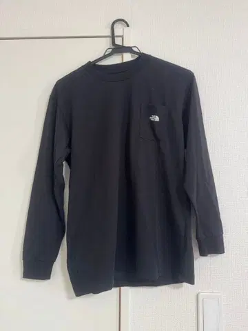 THE NORTH FACE 블랙 긴팔 T셔츠
