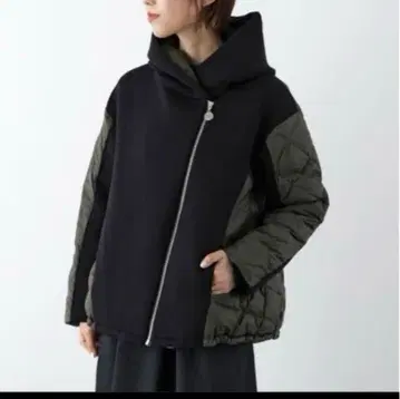 컨디션 최상 MARECHAL TERRE 후드티 다운 사이즈 2 블랙 카키