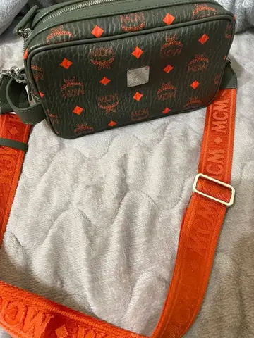 MCM 숄더 카메라백