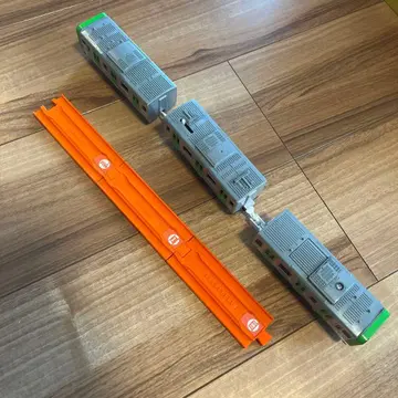 프라레일로 액션! 되자! 빛나라! E235계 야마노테선