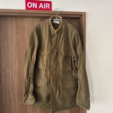 투모로우랜드 구매 EDITION 밀리터리 자켓 카키