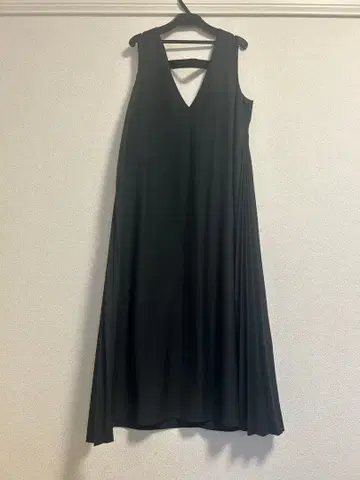 슬리브리스 롱 원피스