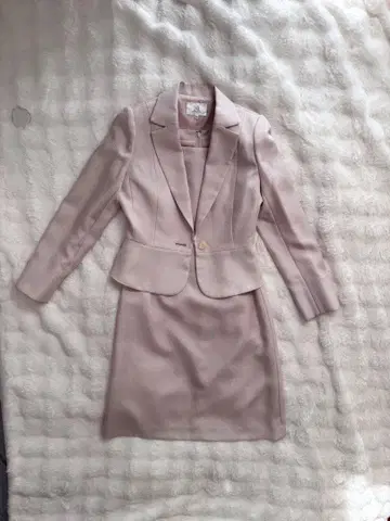 라이트 핑크 정장 세트