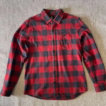 Volcom 빨검 체크 플란넬 셔츠 S