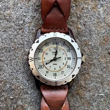 TIMEX 사파리 복각판 CR2016