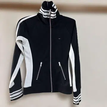 [ 새상품급 ] TOMMY HILFIGER 후드티, 로고 디자인