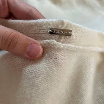 Mila Owen 크림색 가디건 긴팔