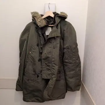 ALPHA INDUSTRIES M-65 자켓 M 사이즈