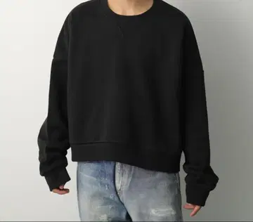 entire studios BOX CREW soot 블랙