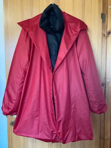 새상품! DKNY (다나카란뉴욕) 리버서블 다운코트