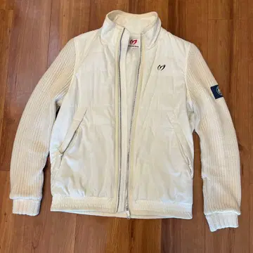 MASTER BUNNY EDITION 자켓 사이즈 4